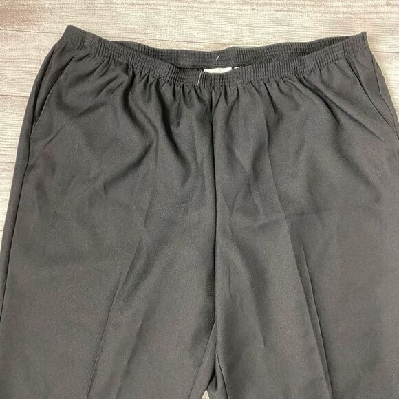 Alfred dunner women 24W pull on elastic waist slacks black brand new - Picture 3 of 9